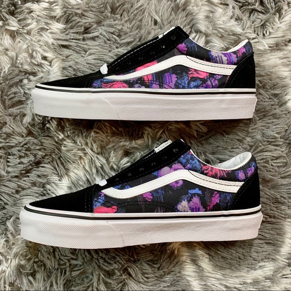 Vans Old Skool Floral Shoe - Picture 10 of 12
